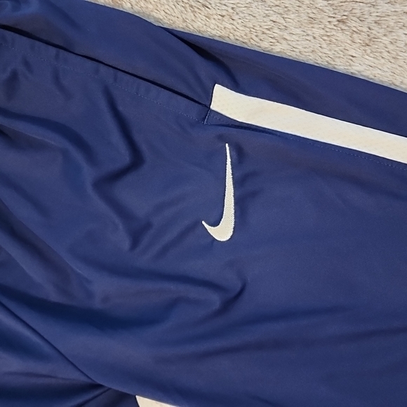 Boys Nike set - Picture 4 of 4